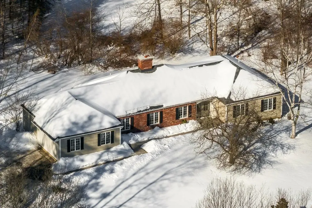 23 Riverview Road Durham NH 03824