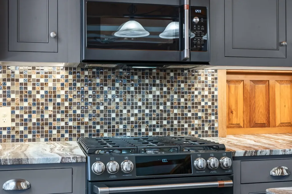 108 Littlefield Road Danbury NH 03230