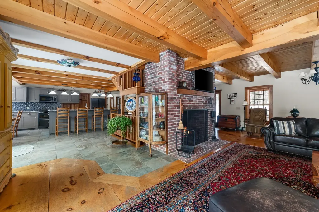 108 Littlefield Road Danbury NH 03230