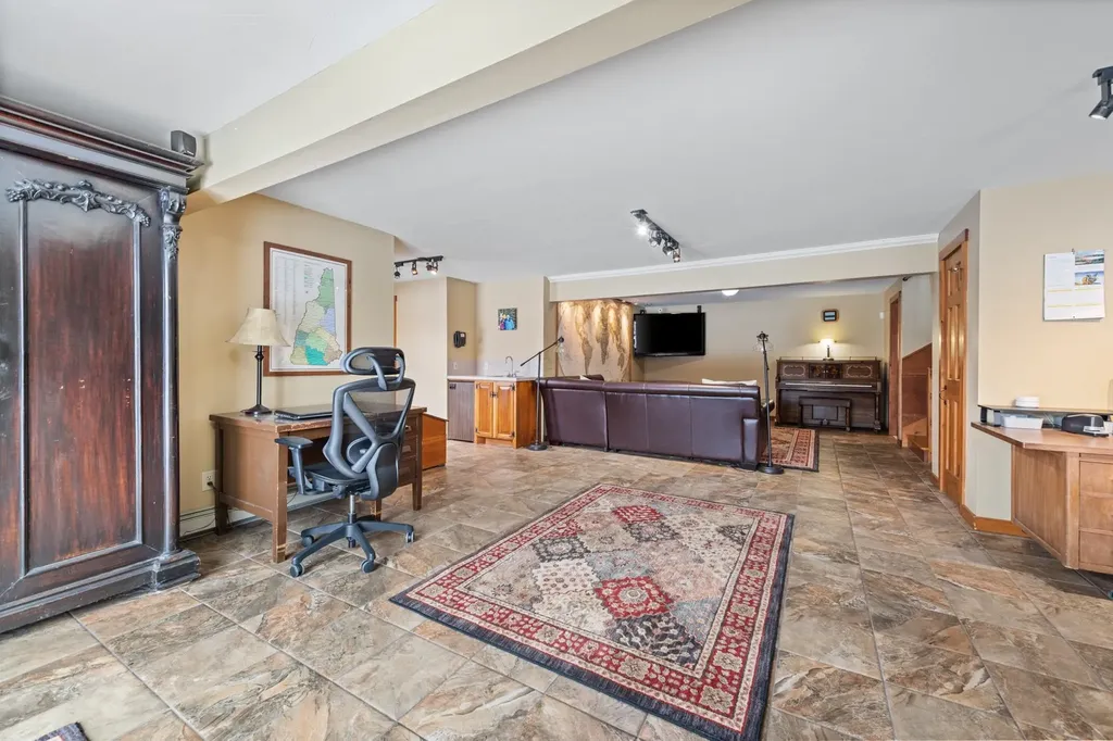 108 Littlefield Road Danbury NH 03230