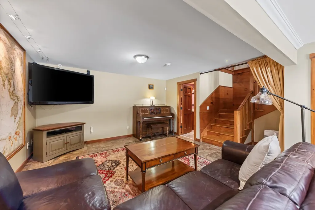 108 Littlefield Road Danbury NH 03230