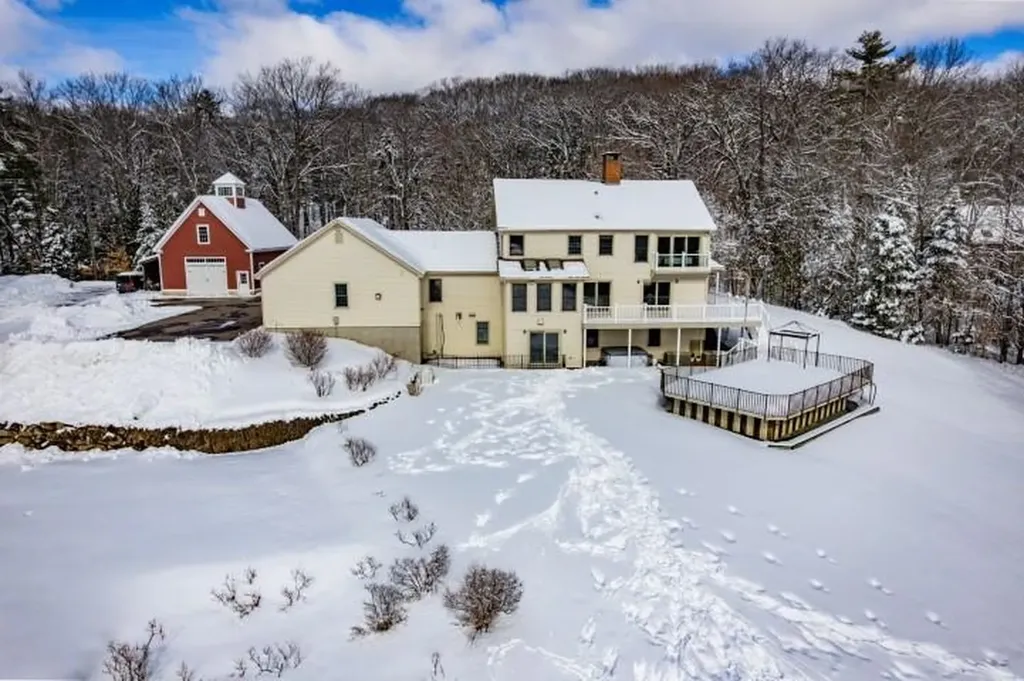 108 Littlefield Road Danbury NH 03230