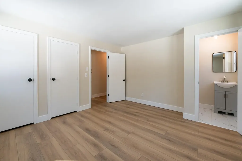 449 Silver Lake Road Hollis NH 03049