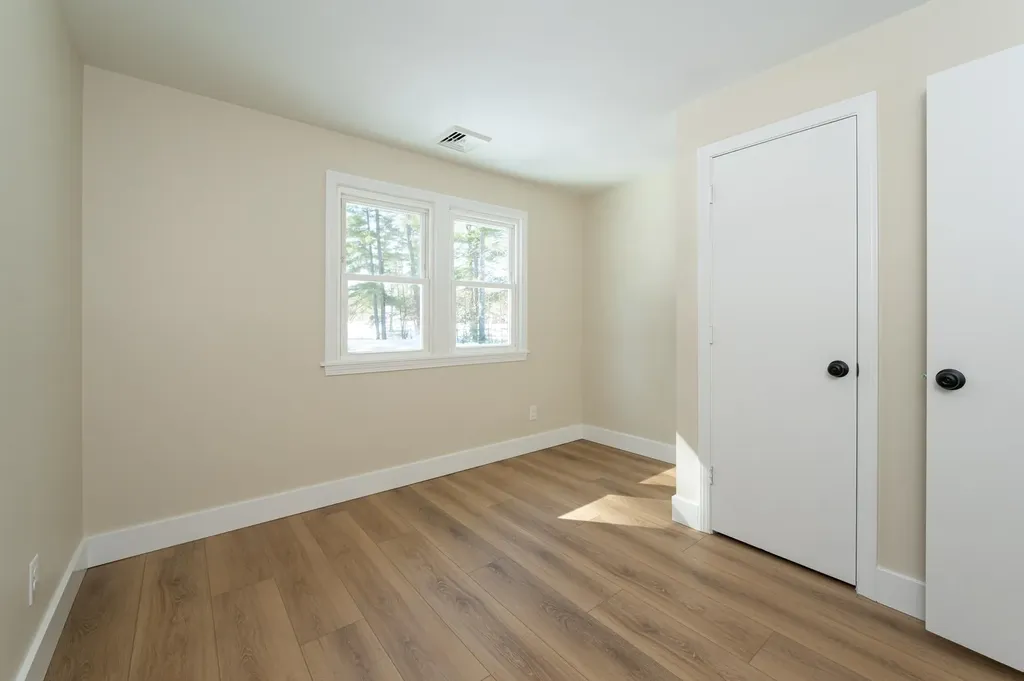 449 Silver Lake Road Hollis NH 03049