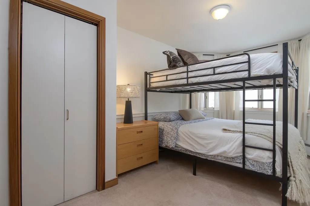 1C Townhouse Square Dover VT 05356