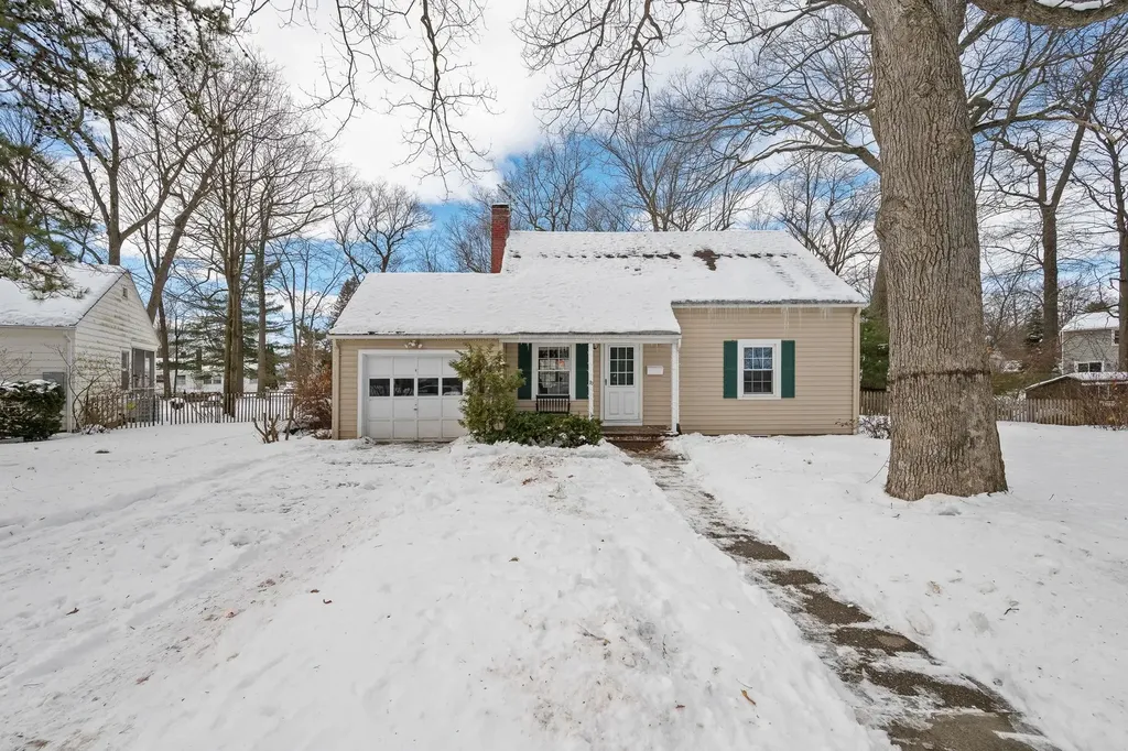 70 Dodds Court Burlington VT 05408