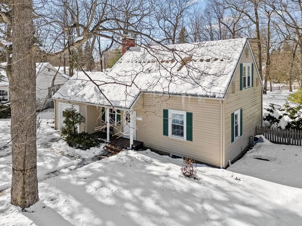 70 Dodds Court Burlington VT 05408