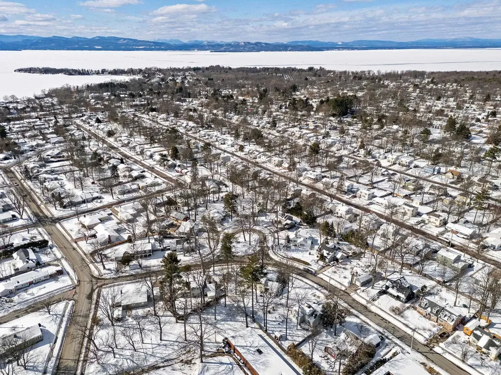 70 Dodds Court Burlington VT 05408