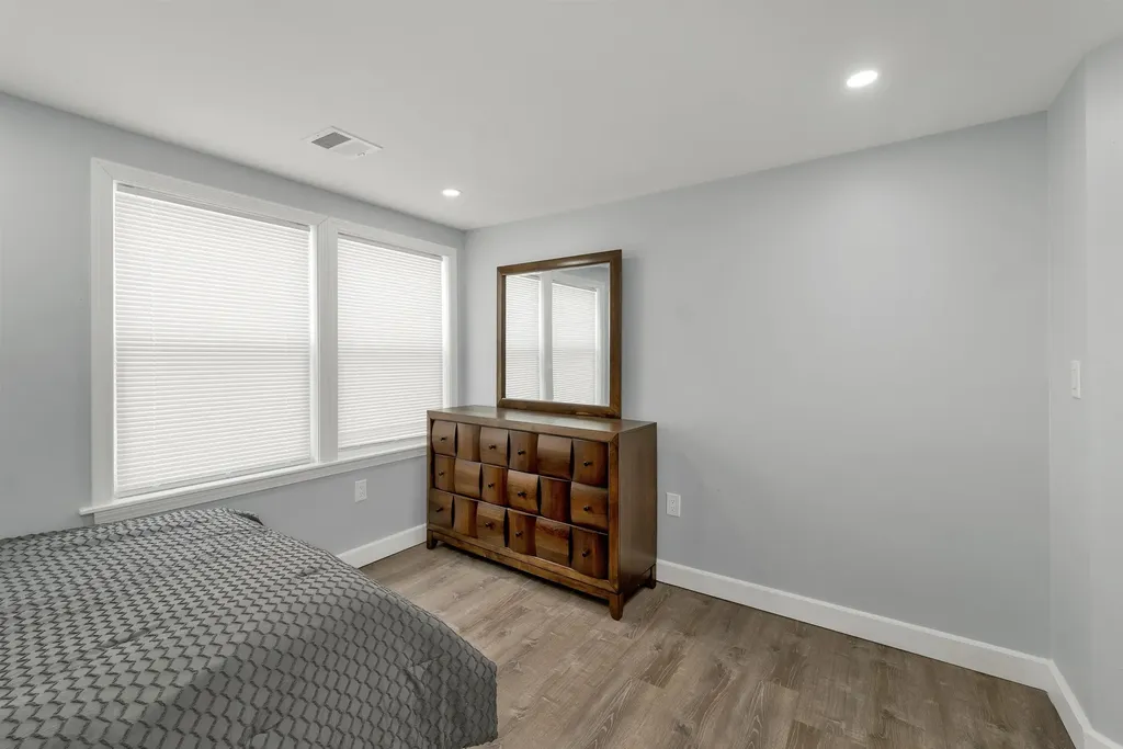 151 Tolles Street Nashua NH 03064