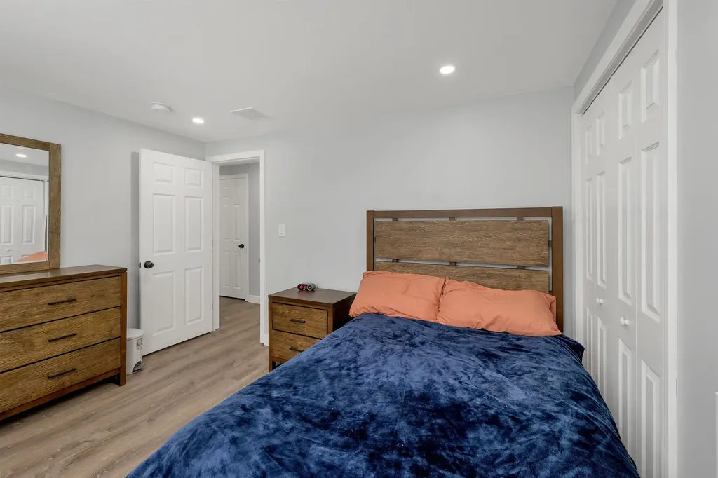 151 Tolles Street Nashua NH 03064