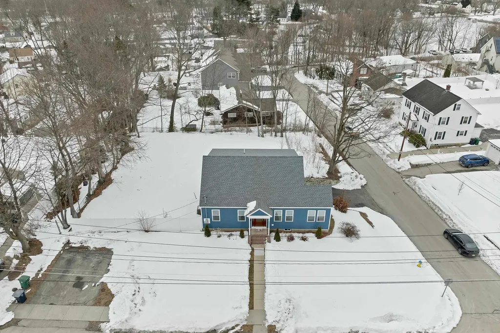 151 Tolles Street Nashua NH 03064