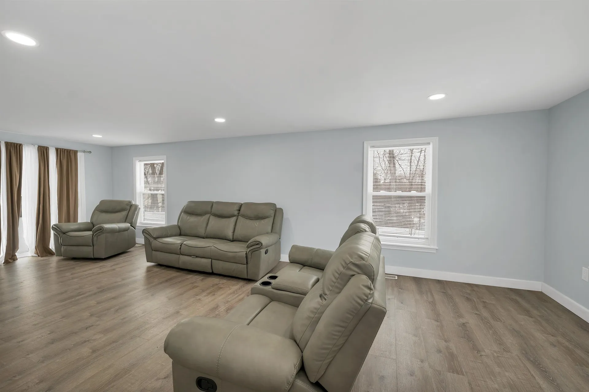 151 Tolles Street Nashua NH 03064