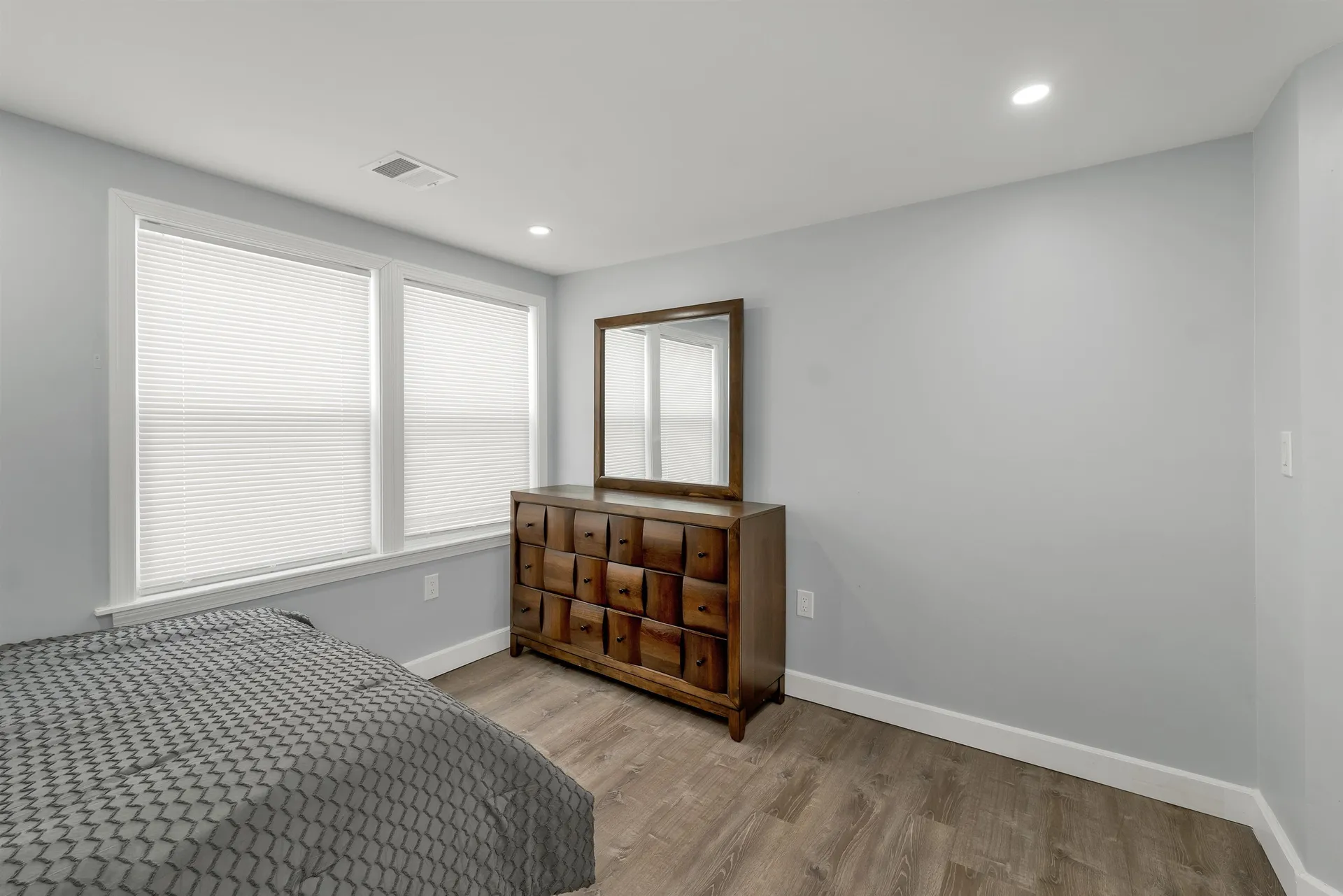 151 Tolles Street Nashua NH 03064