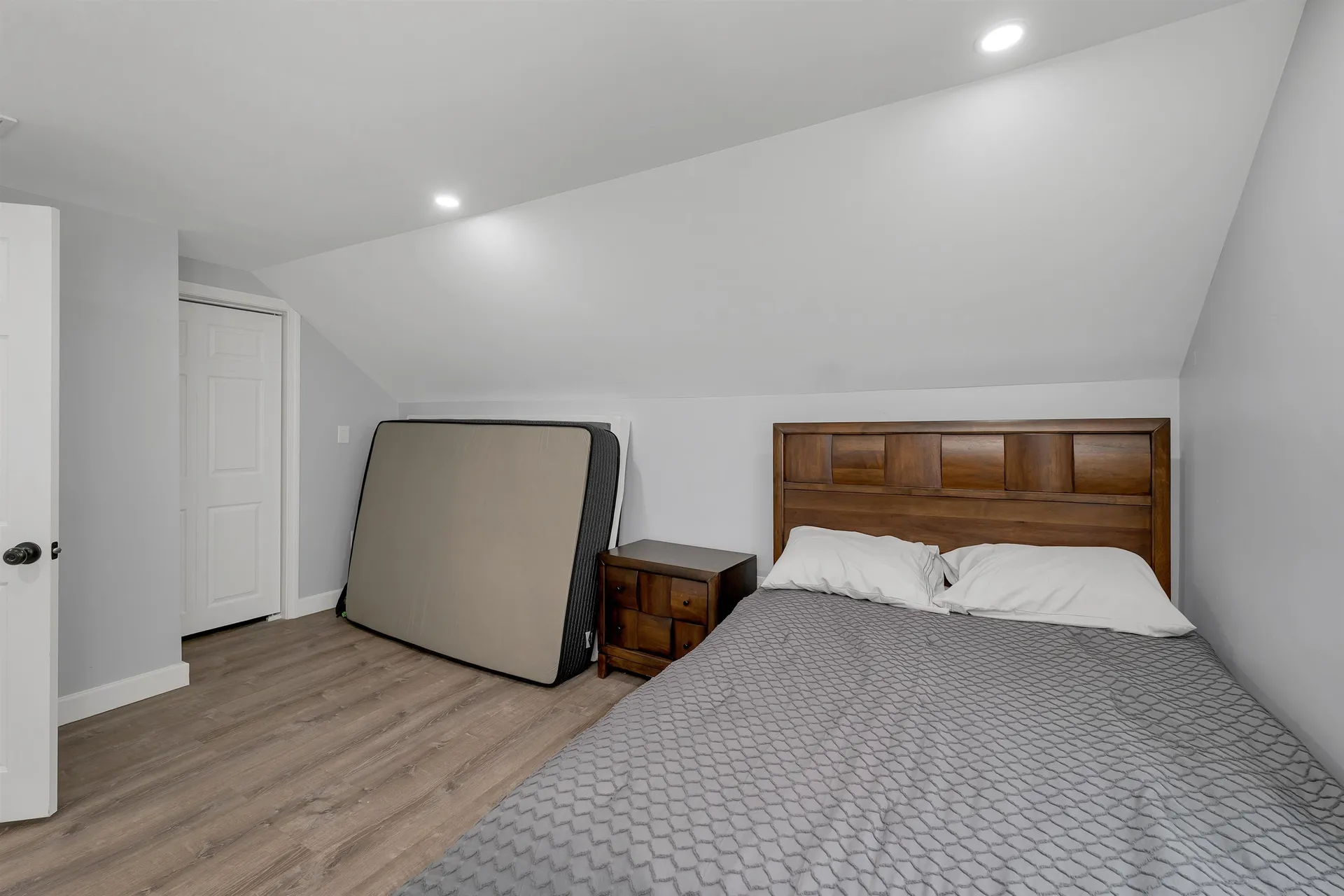 151 Tolles Street Nashua NH 03064
