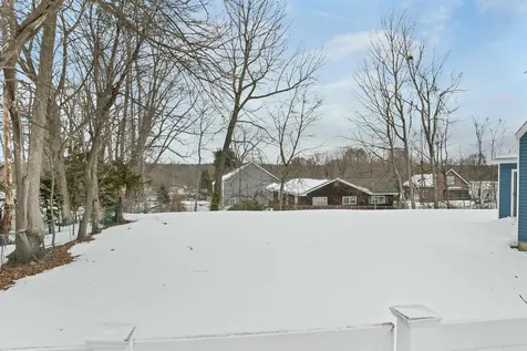 151 Tolles Street Nashua NH 03064