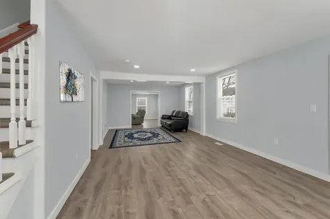 151 Tolles Street Nashua NH 03064