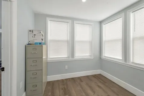 151 Tolles Street Nashua NH 03064