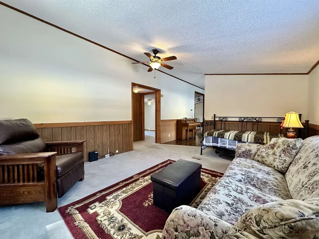 133 Otter View Drive Clarendon VT 05759