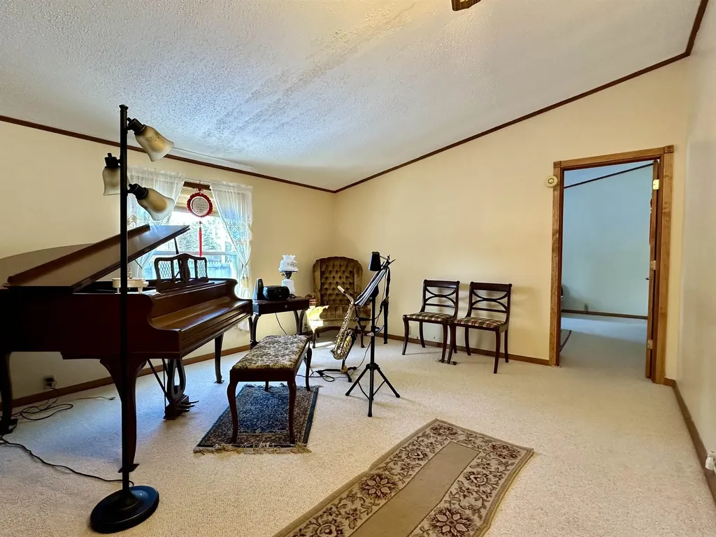 133 Otter View Drive Clarendon VT 05759