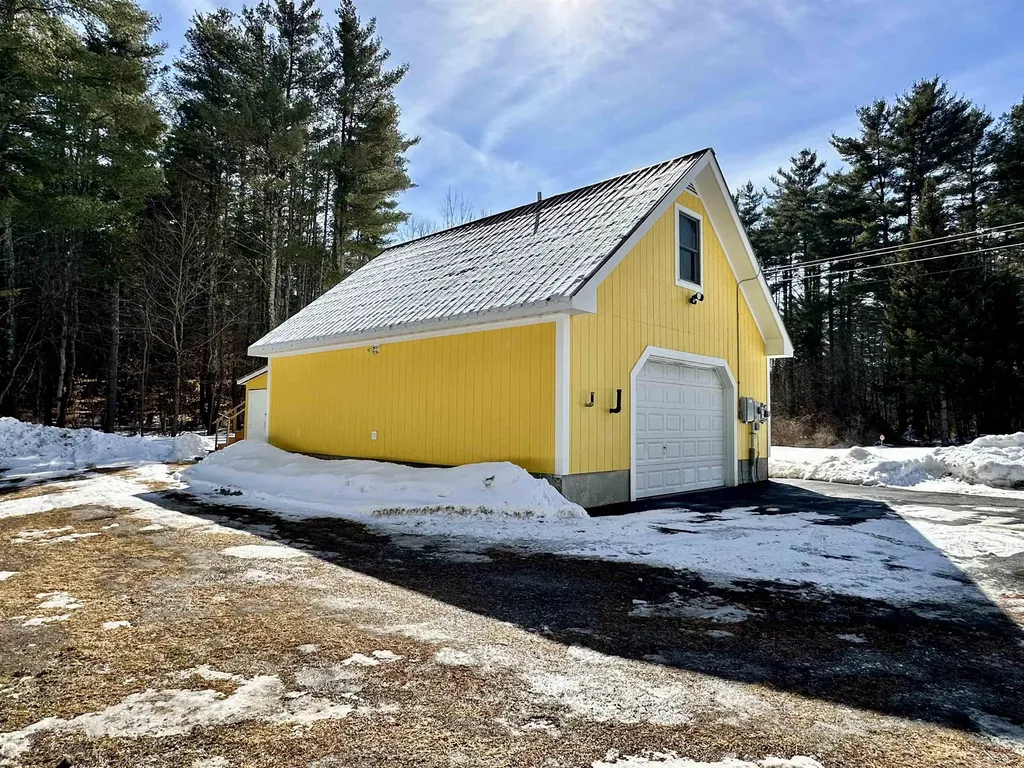 133 Otter View Drive Clarendon VT 05759