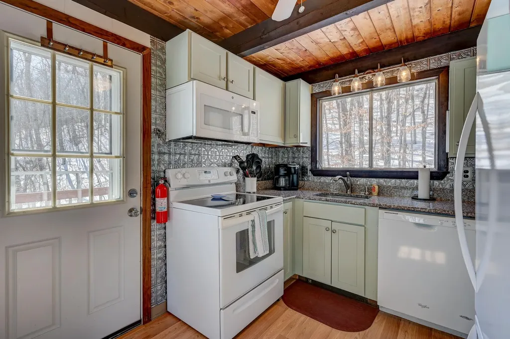 26 Little Shore Drive Madison NH 03849