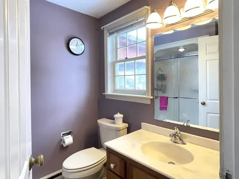 14 Colonial Square Peterborough NH 03458