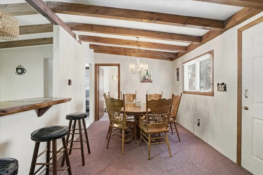 16 Robin Lane Moultonborough NH 03254