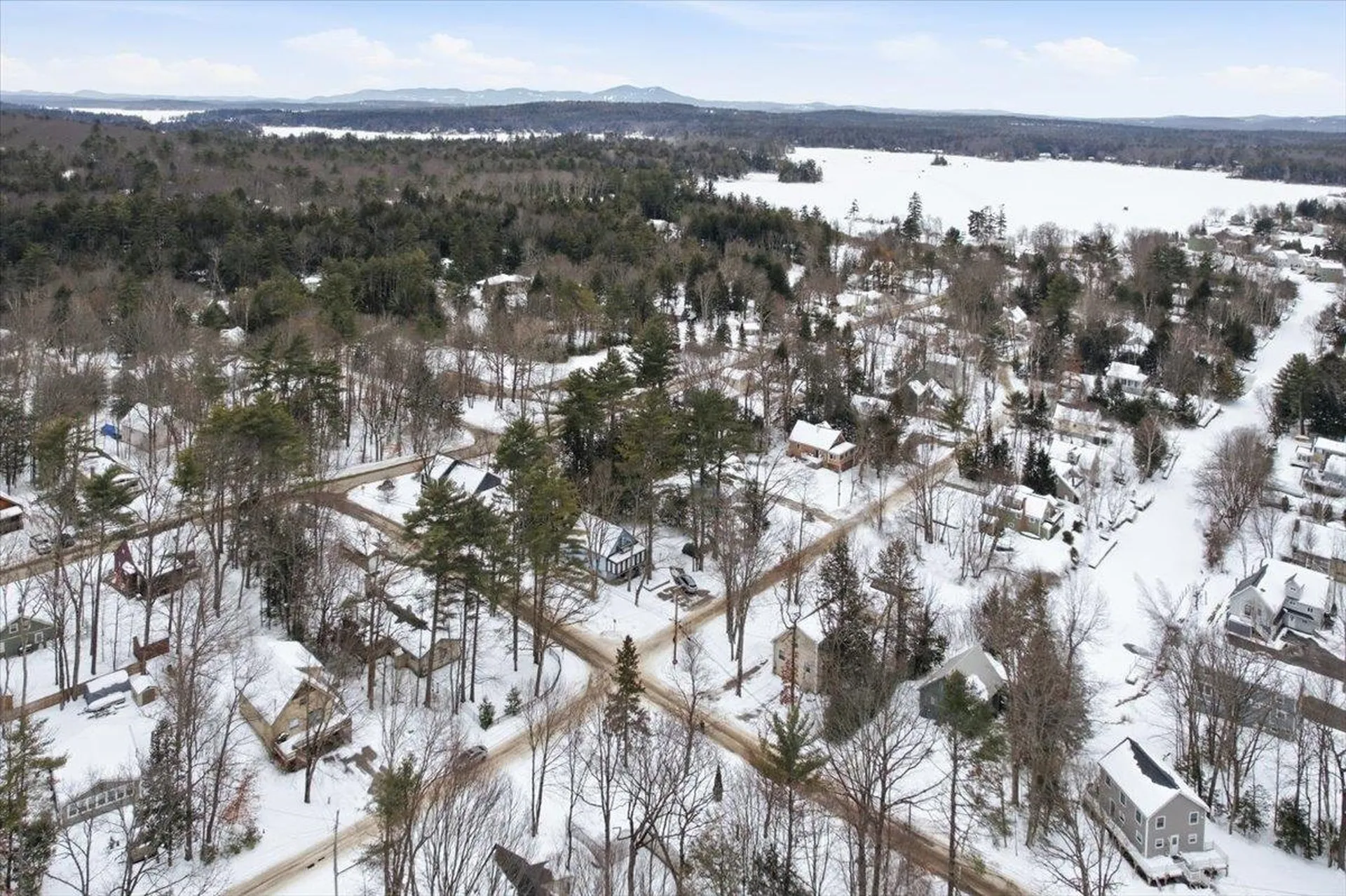 16 Robin Lane Moultonborough NH 03254