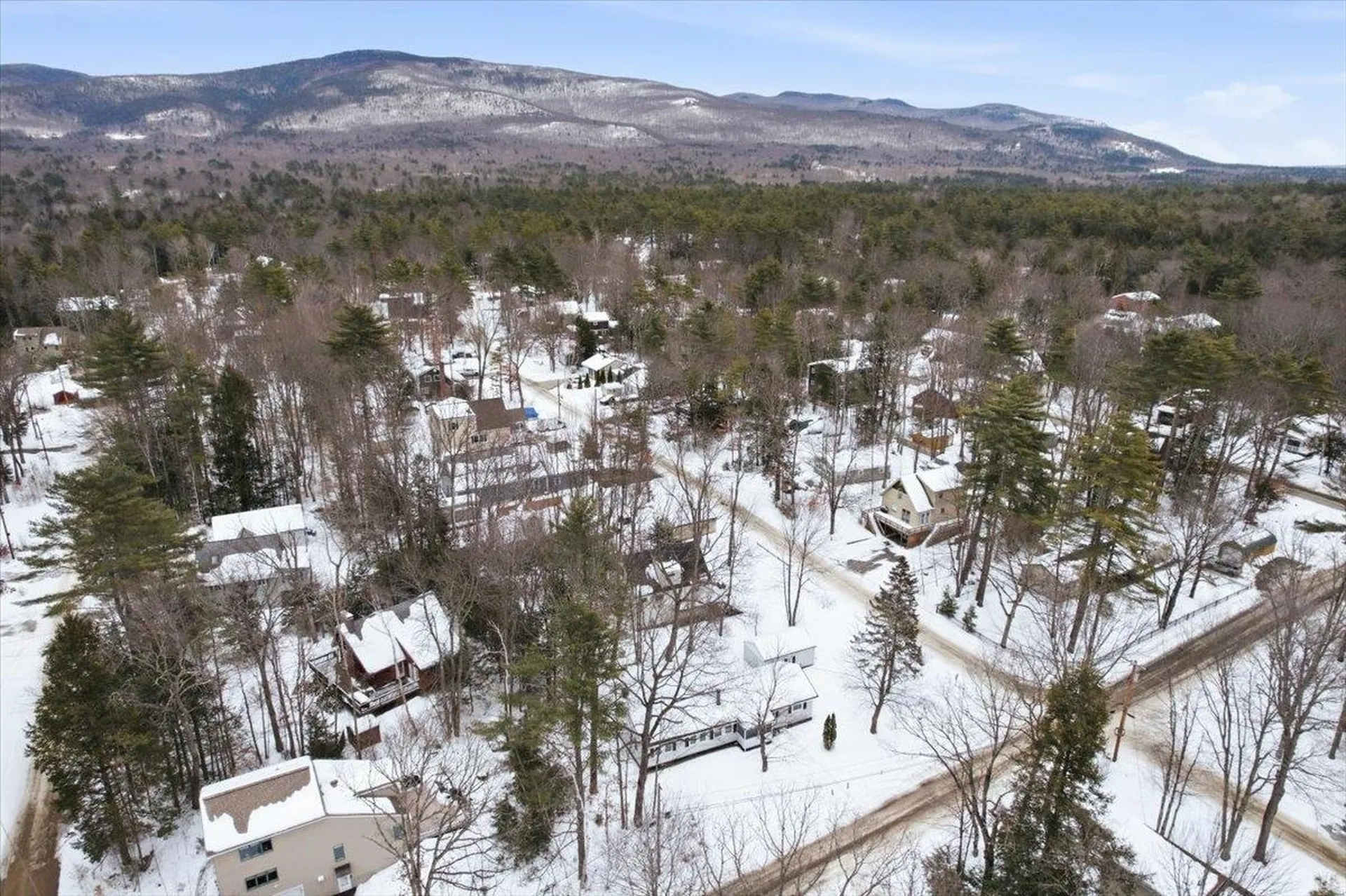 16 Robin Lane Moultonborough NH 03254