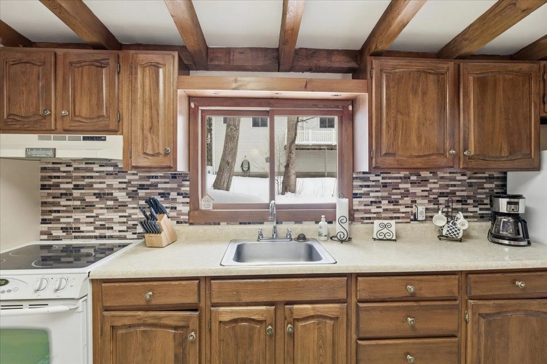 16 Robin Lane Moultonborough NH 03254