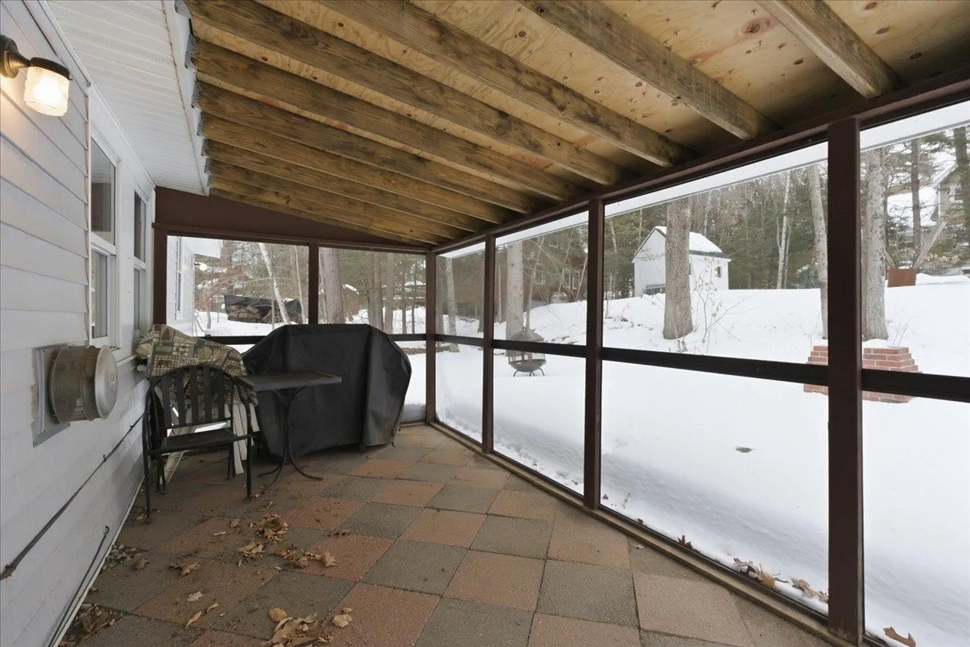 16 Robin Lane Moultonborough NH 03254