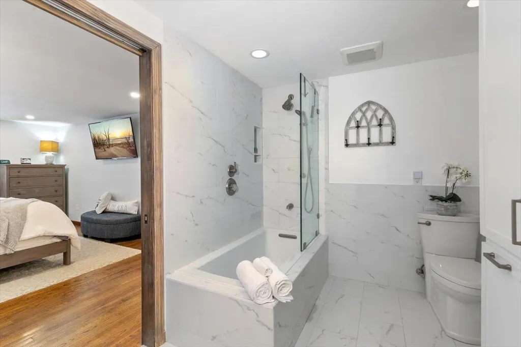 11 Farview Hill Road Atkinson NH 03811