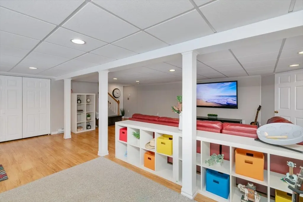 11 Farview Hill Road Atkinson NH 03811