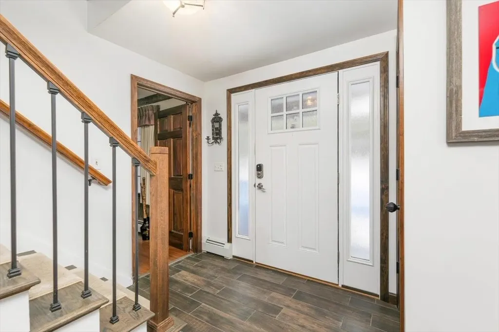 11 Farview Hill Road Atkinson NH 03811