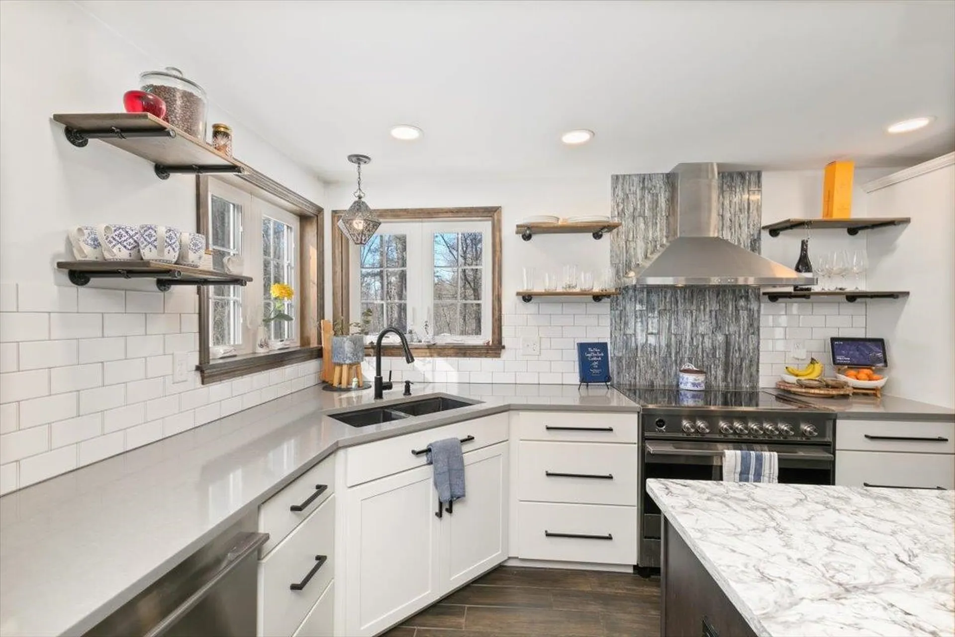 11 Farview Hill Road Atkinson NH 03811