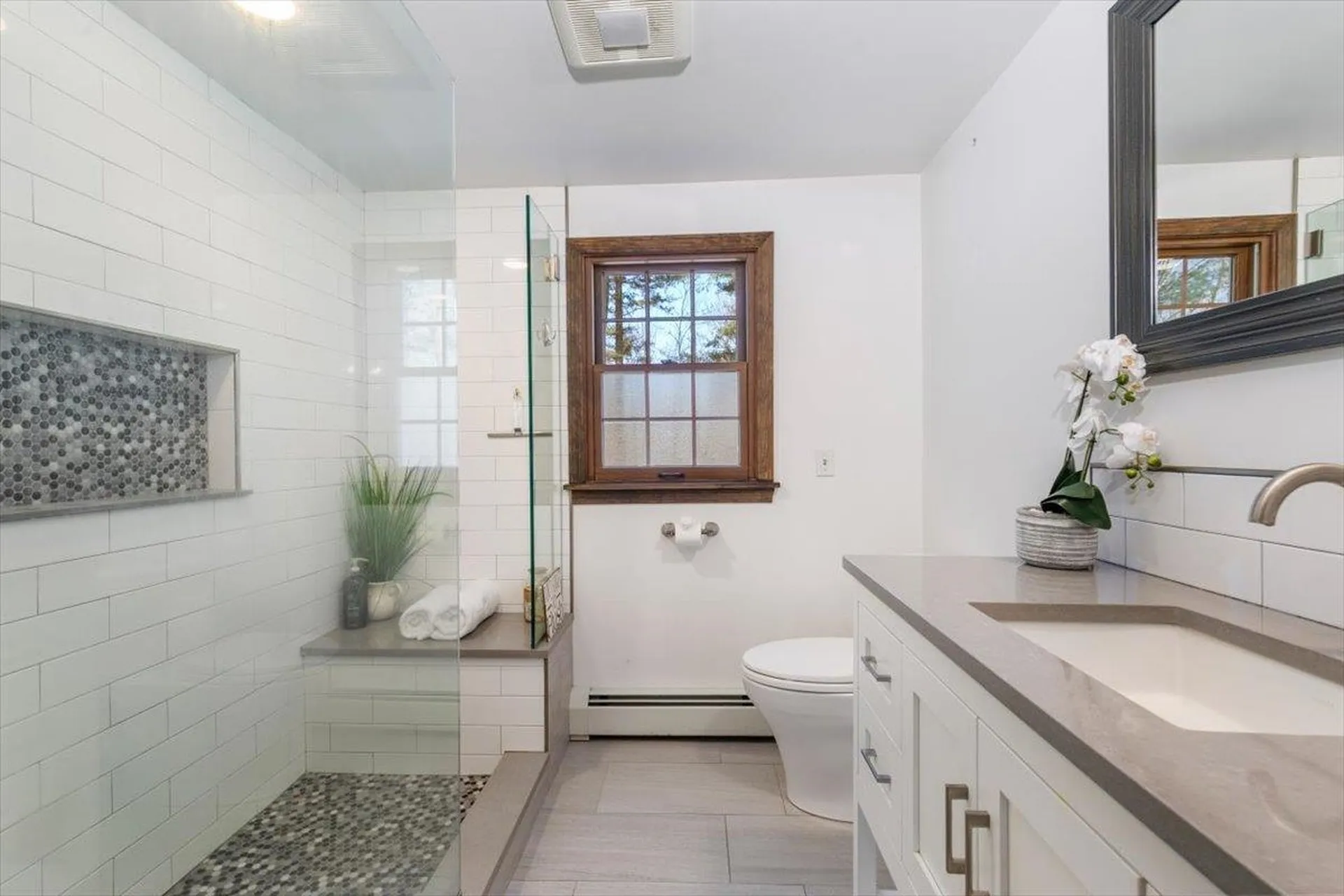 11 Farview Hill Road Atkinson NH 03811