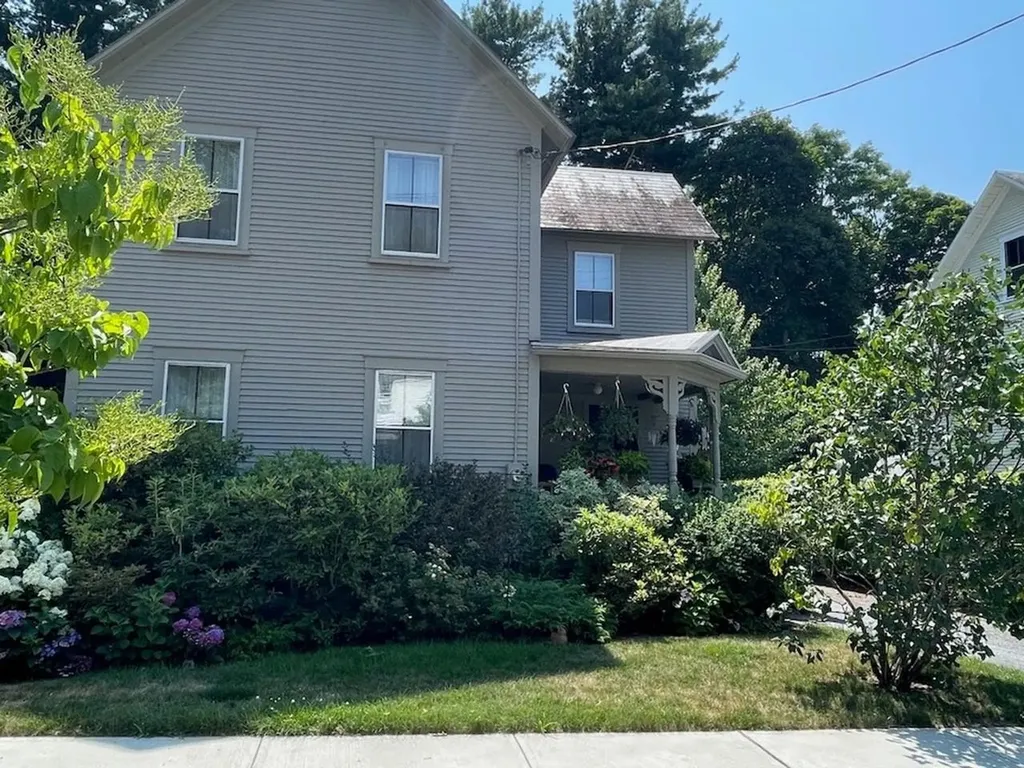 21 Clymer Street Burlington VT 05401