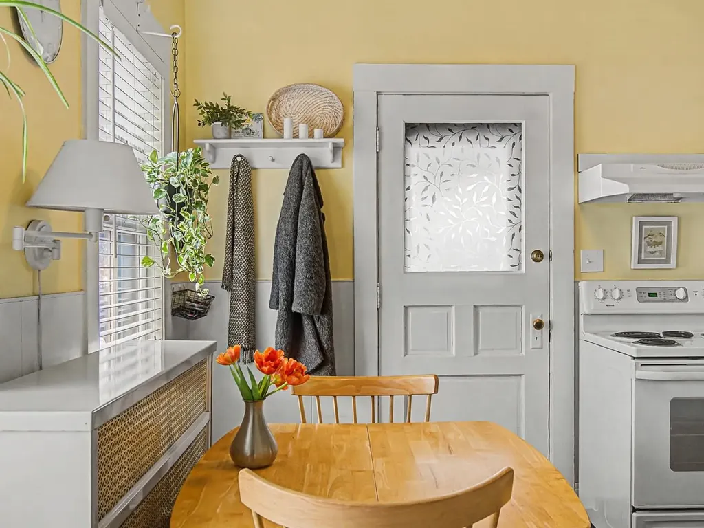 21 Clymer Street Burlington VT 05401