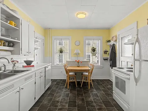 21 Clymer Street Burlington VT 05401