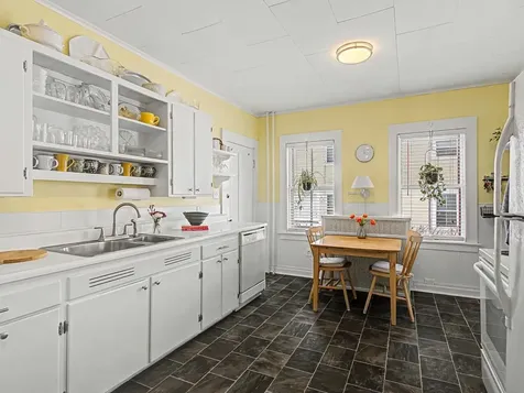 21 Clymer Street Burlington VT 05401