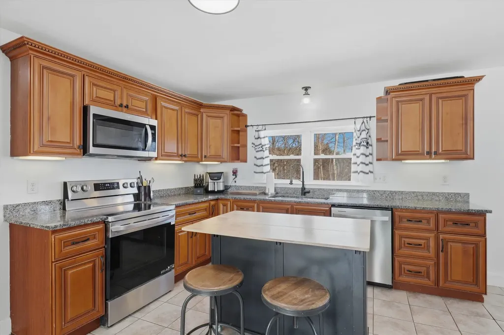 193 Beaver Street Manchester NH 03104