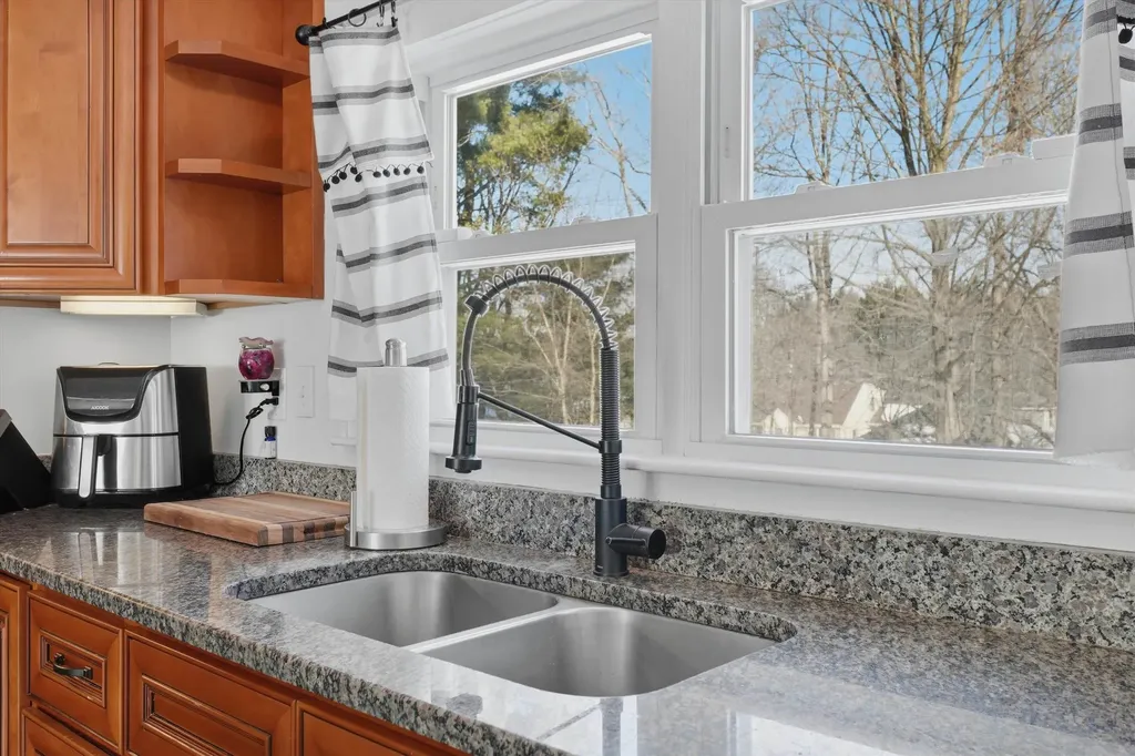 193 Beaver Street Manchester NH 03104