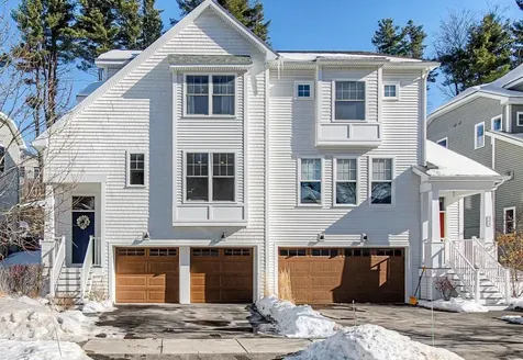 276 O'brien Farm Road South Burlington VT 05403