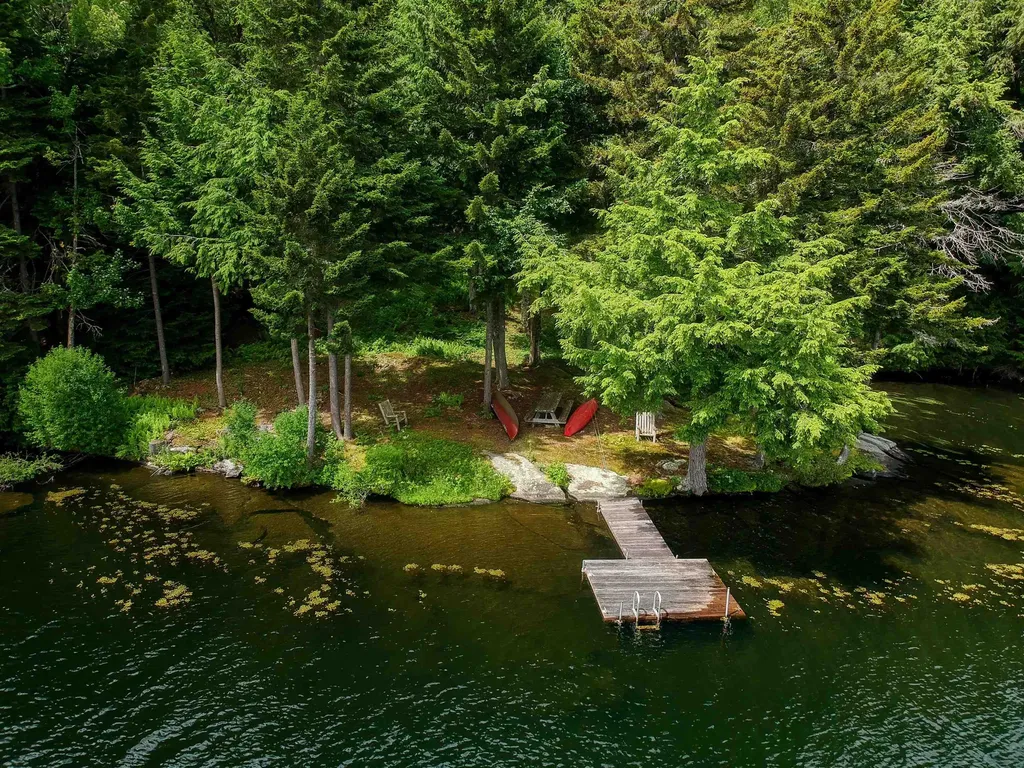 156 West Lake Road Wilmington VT 05356