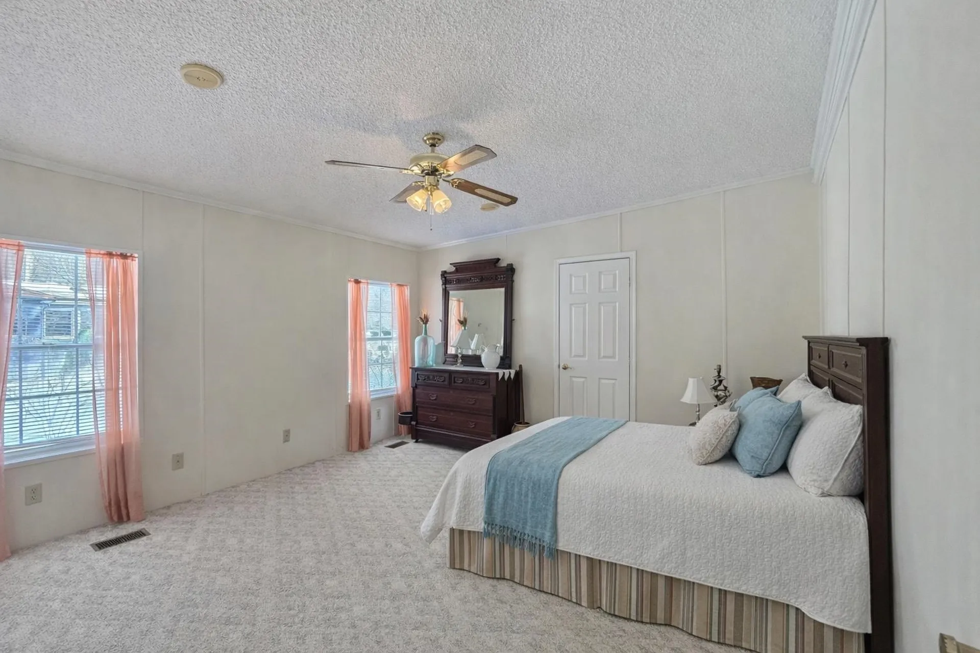 10 Timothy Drive Belmont NH 03220