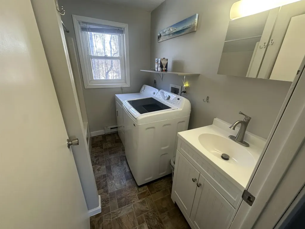 9 Tucker Shore Road Belmont NH 03220