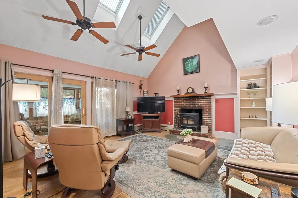5 Piney Road Brookfield NH 03872