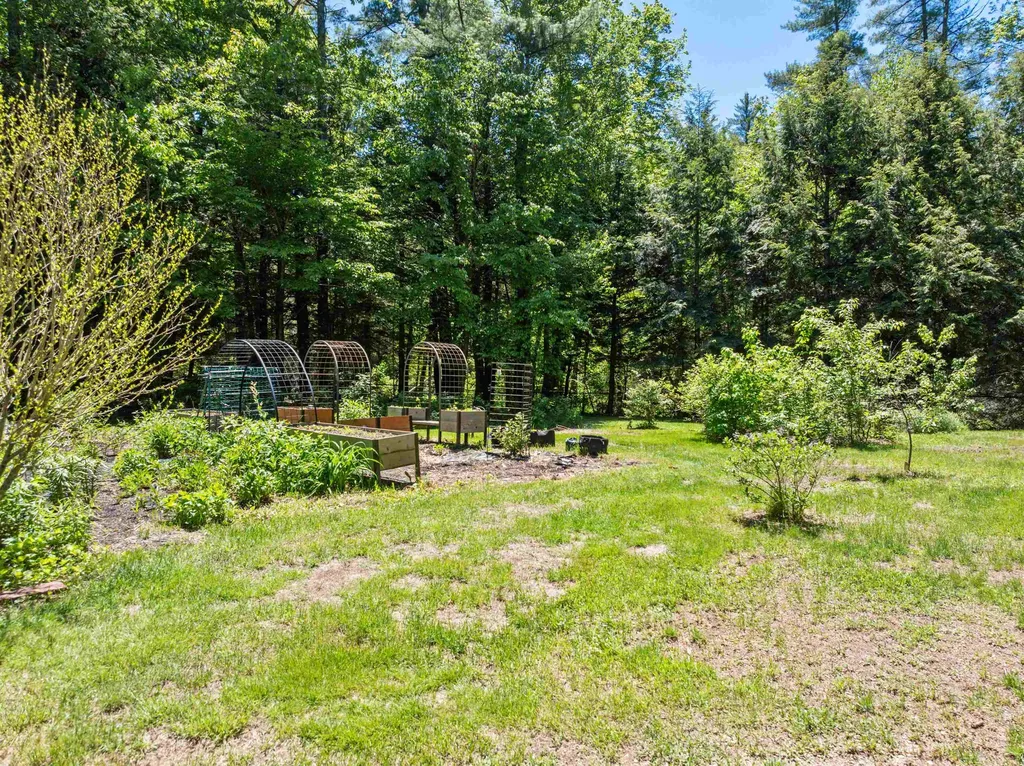 5 Piney Road Brookfield NH 03872