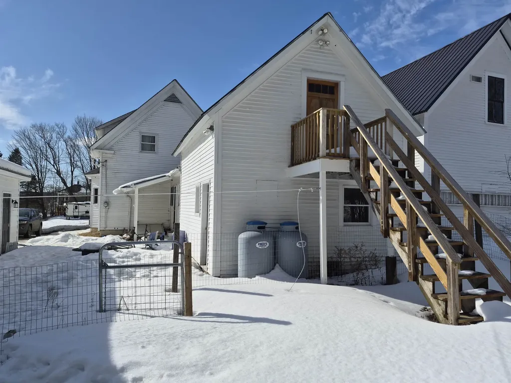 62 Young Street Newport City VT 05855