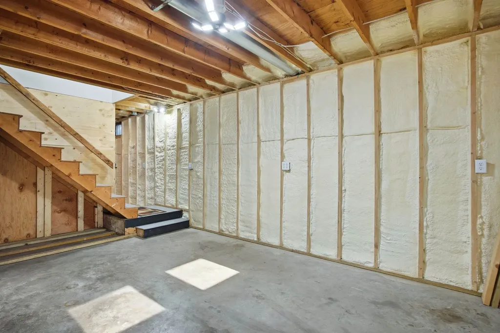 419 Flaghole Road Andover NH 03216